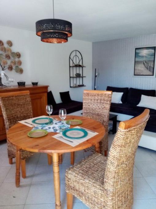 Petite Maison Chaleureuse Irvillac Buitenkant foto